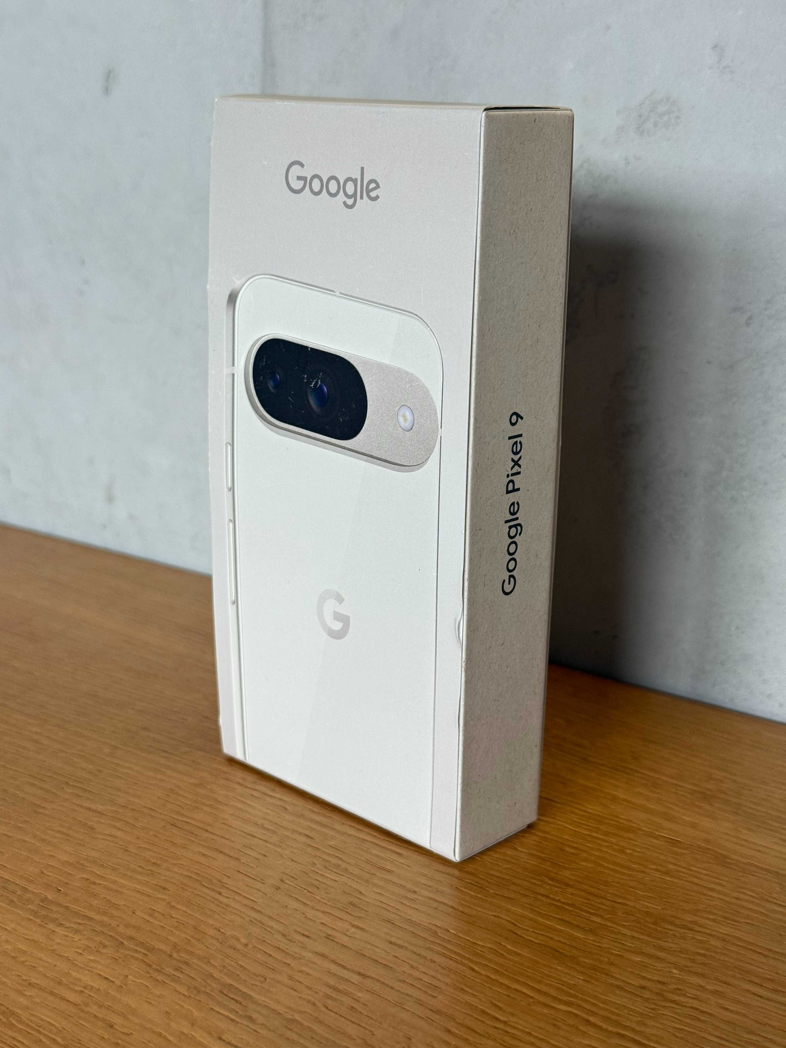 Smartfon GOOGLE Pixel 9 5G 256GB 6.3" Porcelanowy