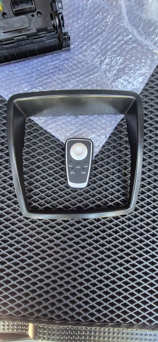 Автомагнитола с навигацией Рено Трафик,Опель Виваро