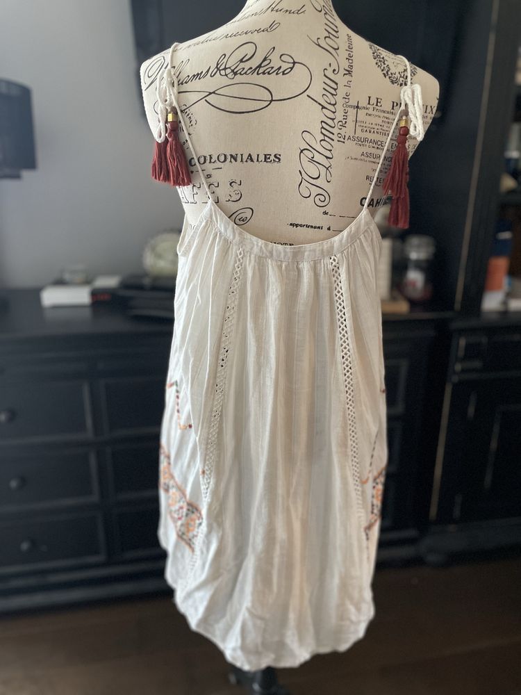 Sukienka boho oversize haft ecru M mini