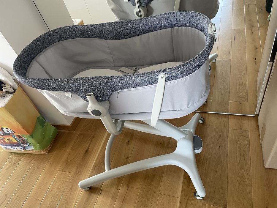 Łóżeczko dostawka Chicco Baby Hug 4 w 1