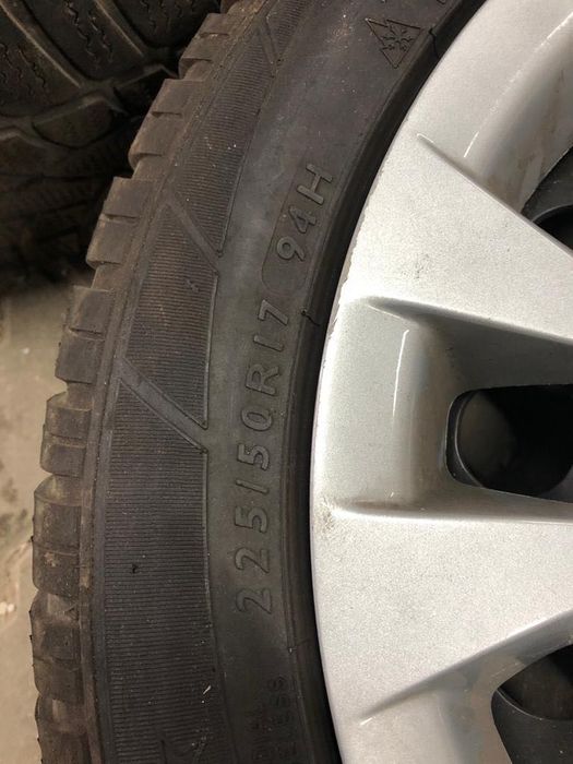 Felg stalowe z oponami zimowymi BMW X1  E84 2014 rok