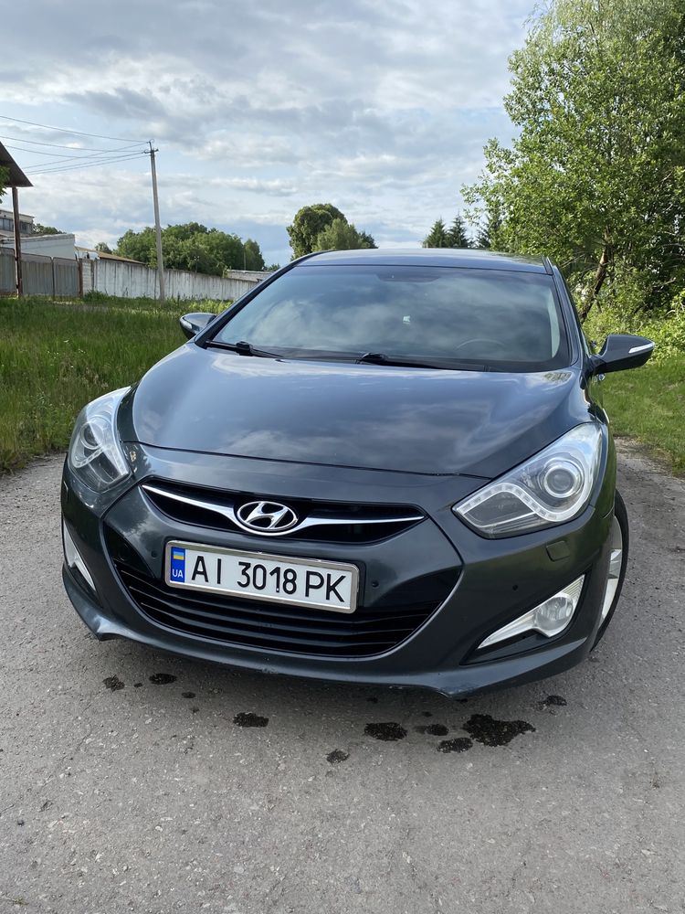 Продам хюндай І 40