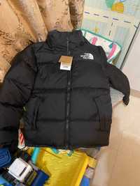 The North Face 1996 Retro Nuptse 700 Fill Packable Jacket M