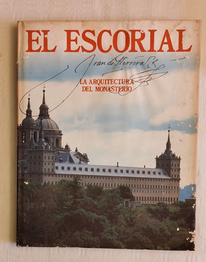 El Escorial, Juan de Herrera