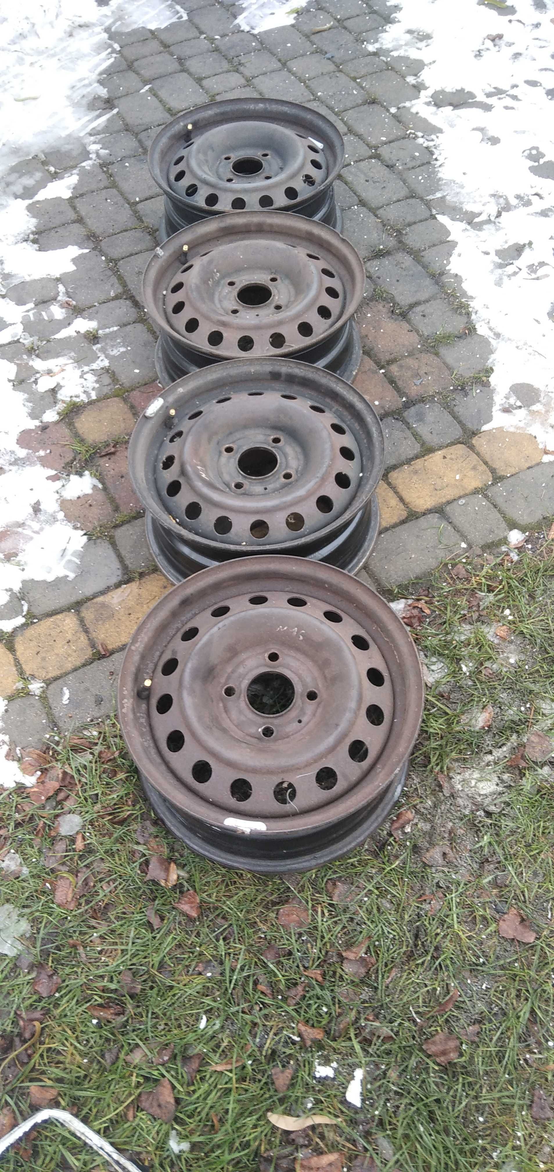 almera n16 fegi stalowe 4x114.3