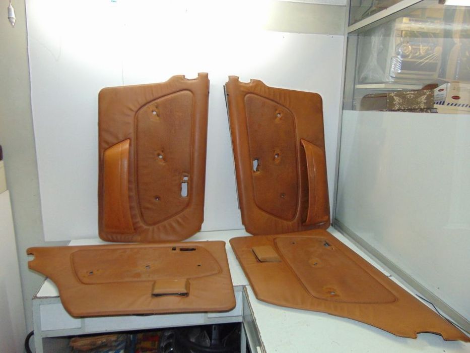 mercedes w 123 quartelas das portas