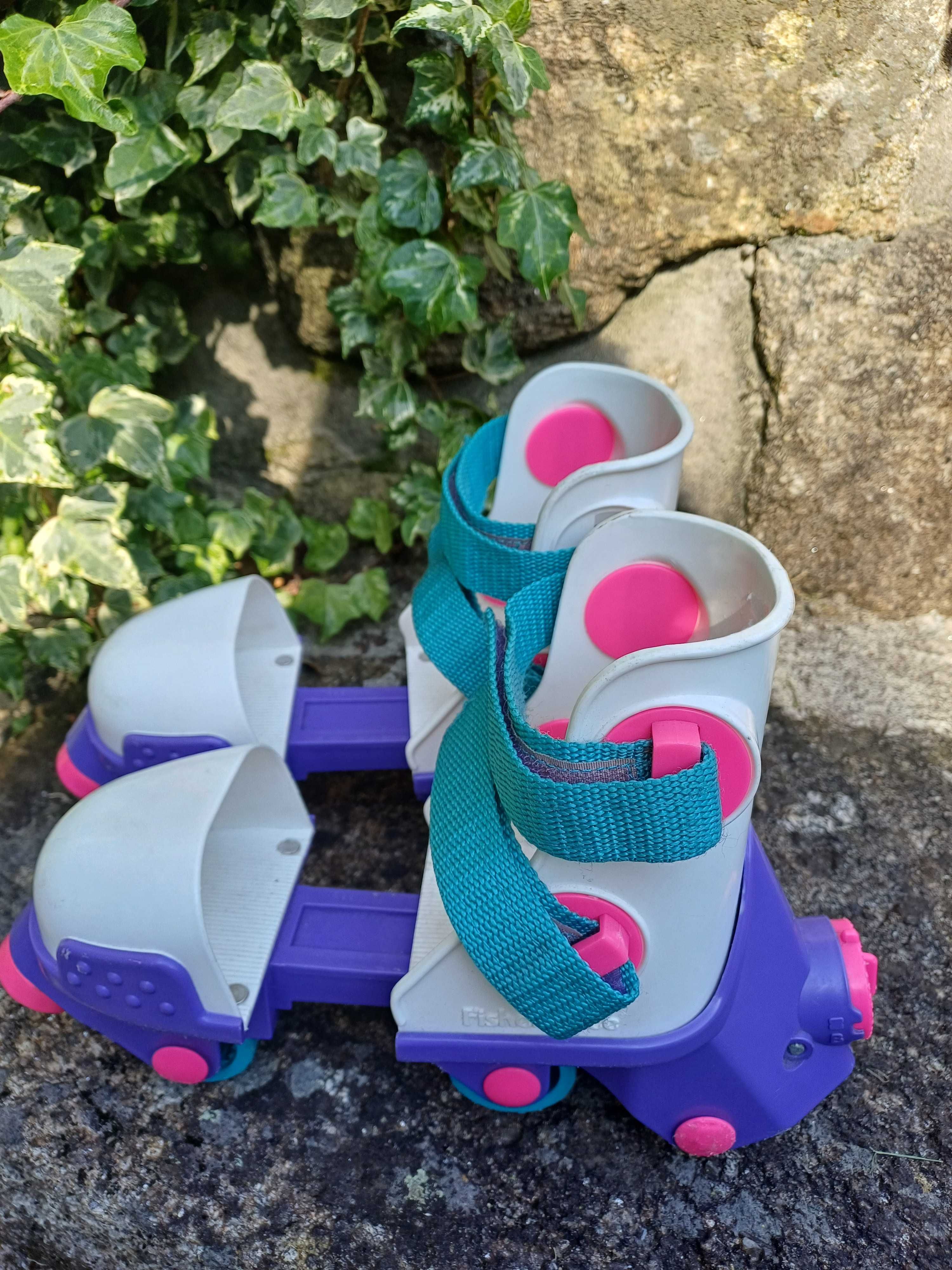 Patins de 4 rodas  Fisher Price