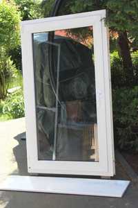 Okno pcv, z demontażu 86,5x143,5 /plus moskitiera i parapet/