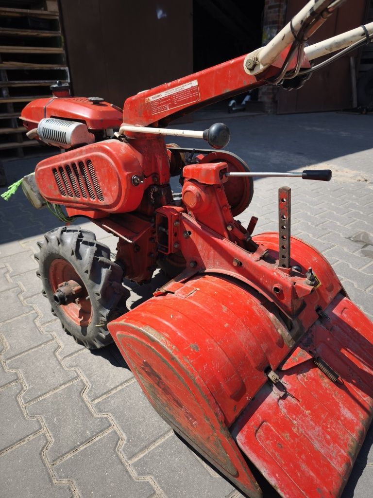 Iseki KC350F Dzik, Glebogryzarka, Pług