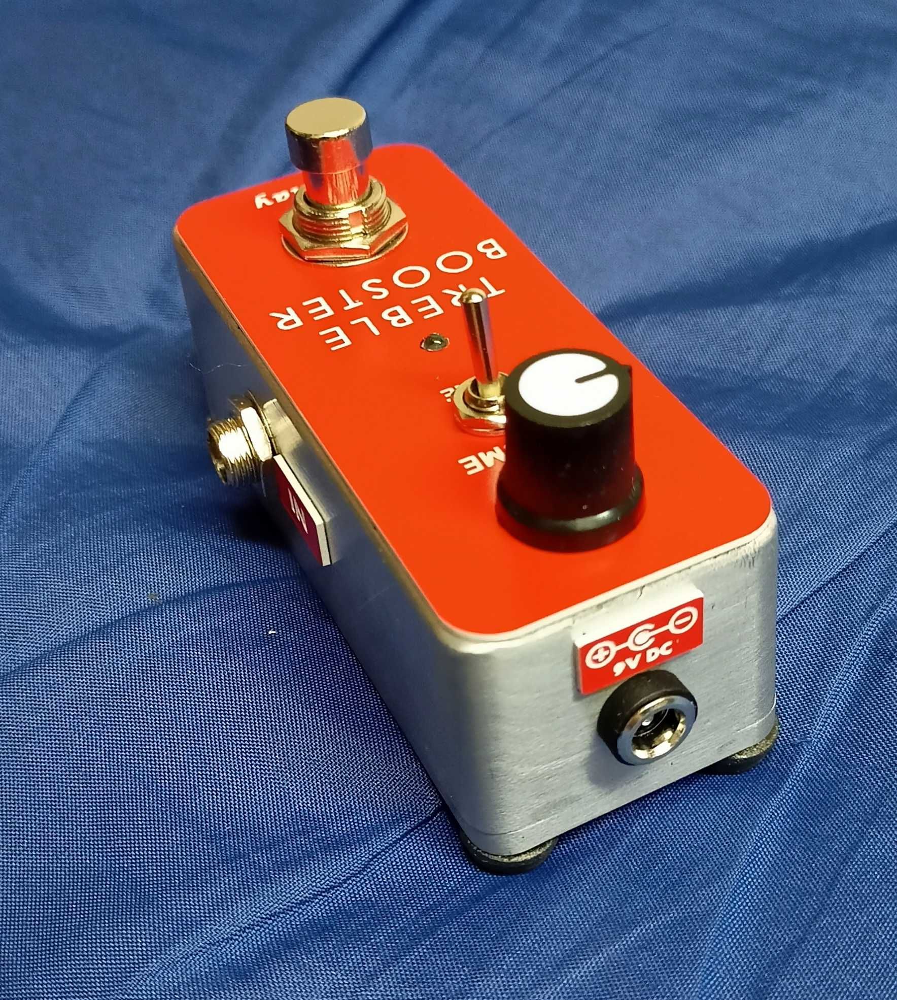 Efekt gitarowy Treble Booster B. May (klon)