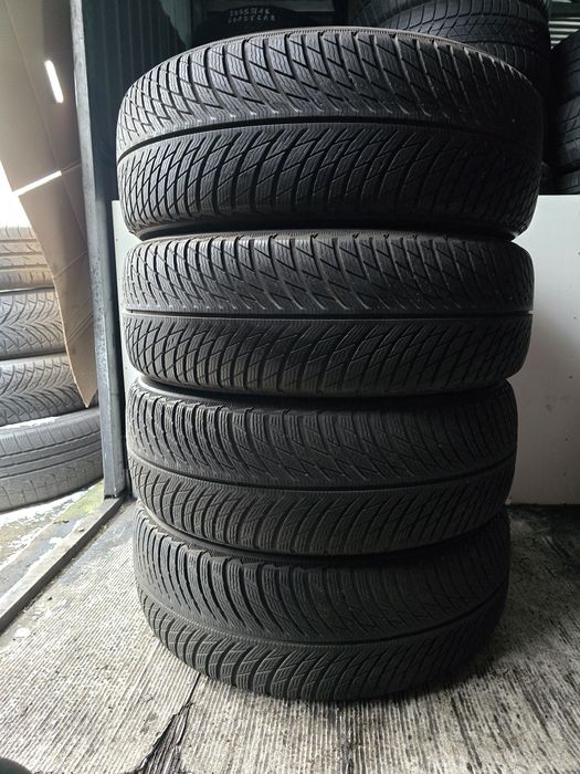 Sprzedam 4 opony 235/65 17" Michelin zimowe 2022r
