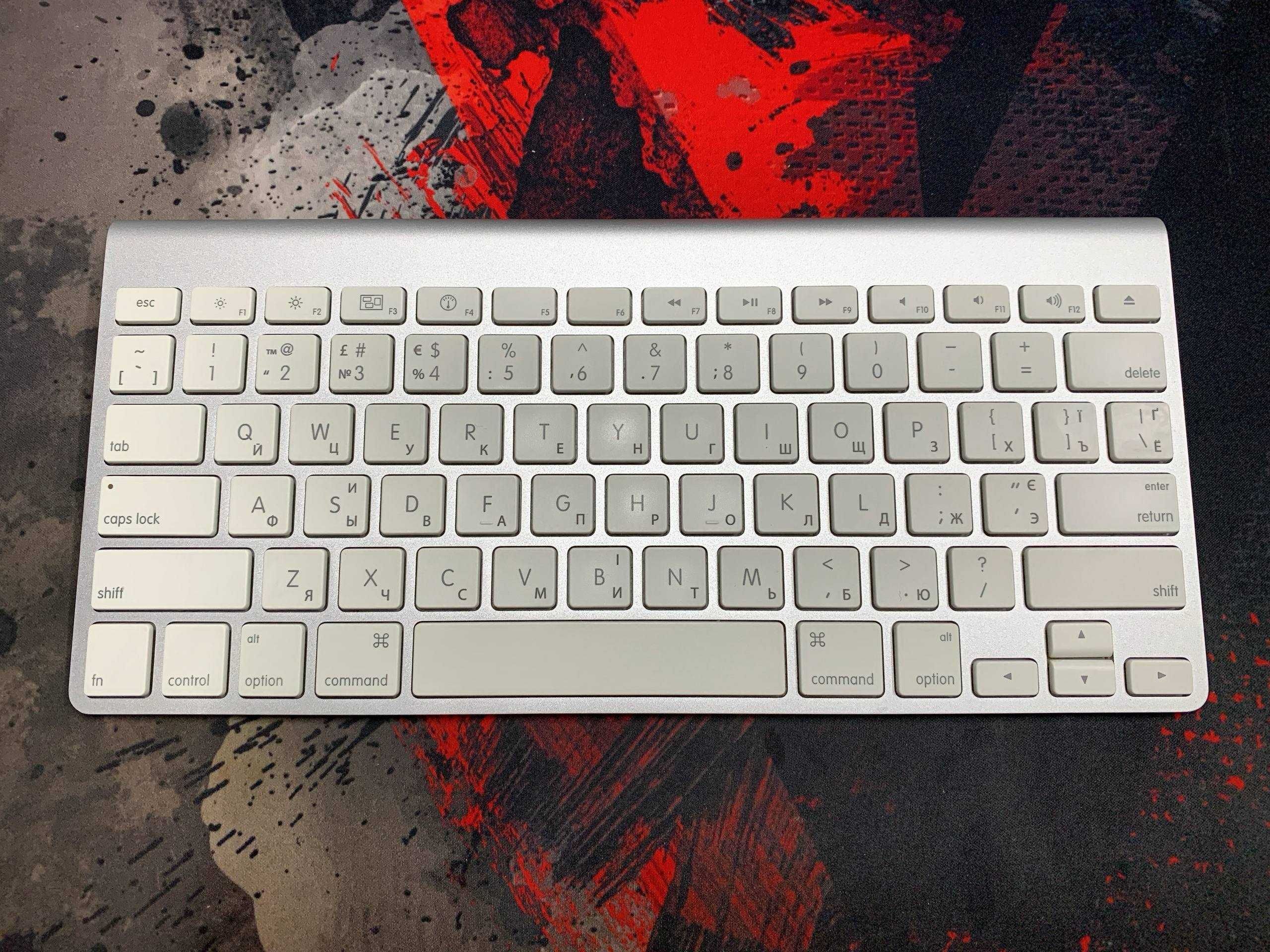 Apple A1314 Wireless Magic Keyboard