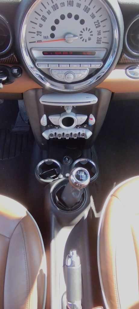 Mini Cooper d 50 anos