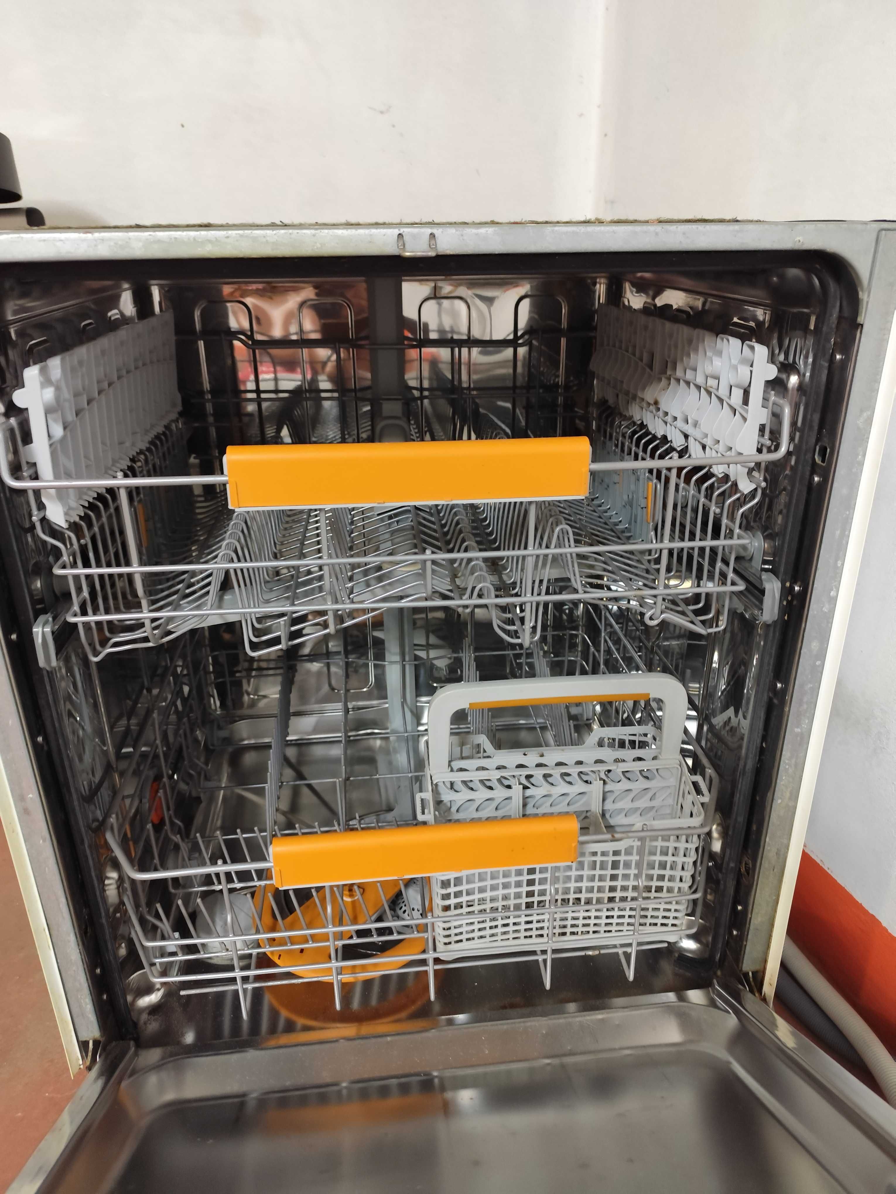 Zmywarka Electrolux ESL65070R, części