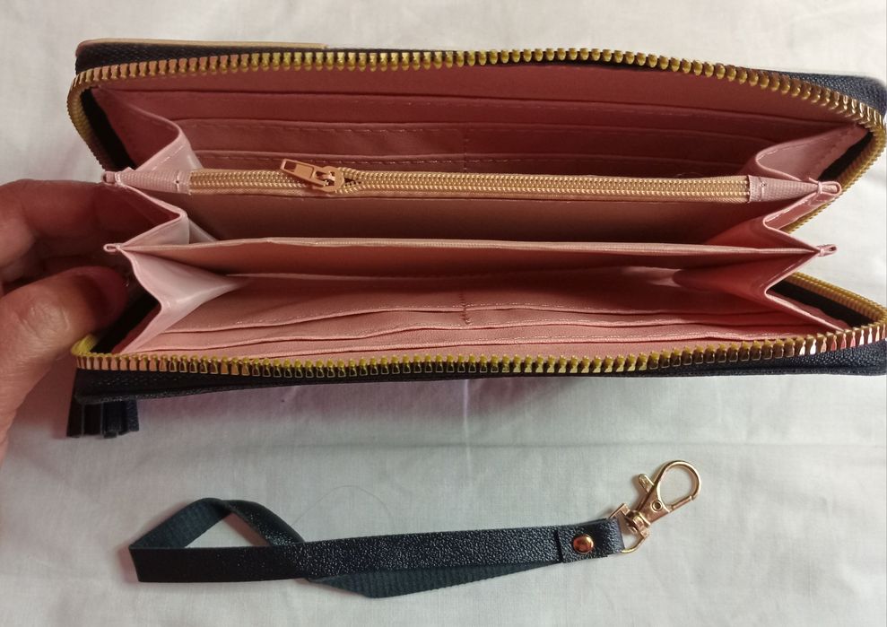 Carteira feminina NOVA