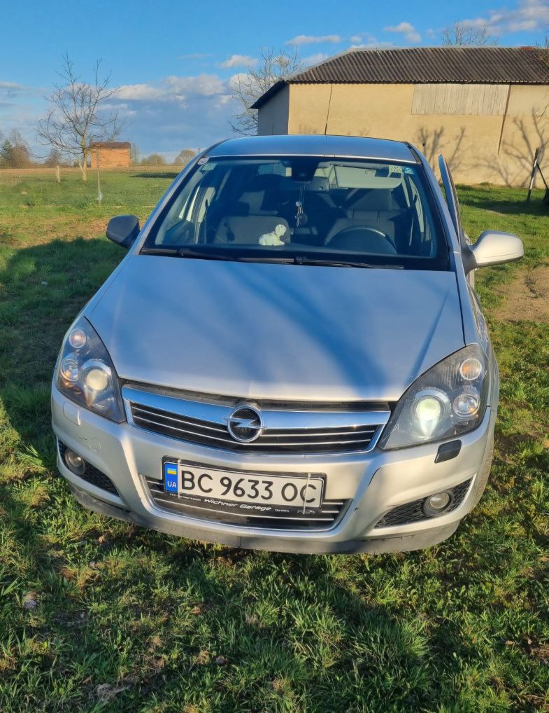 Opel Astra H 2009 1.3 CDTI