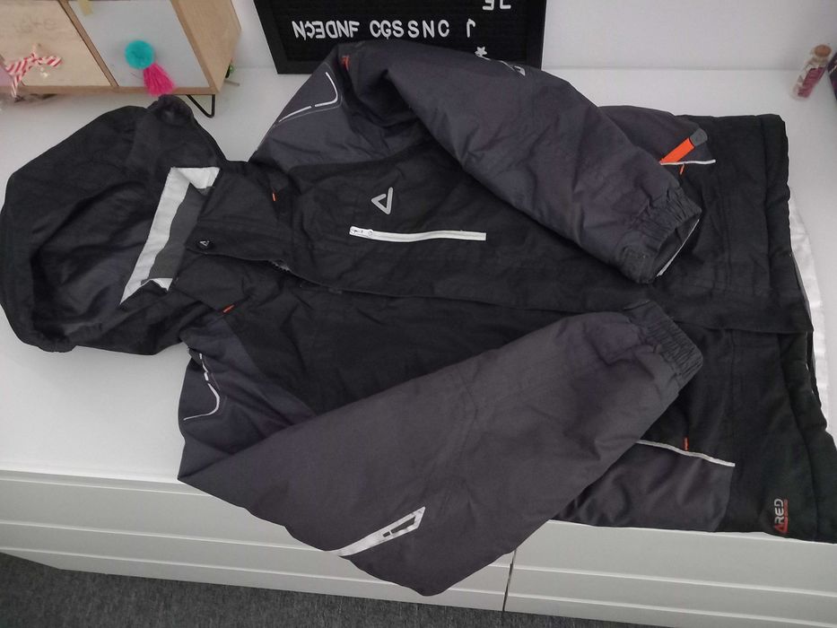 Kurtka narciarska zimowa Dare 2b dla chłopca  7-8 lat 122-128cm