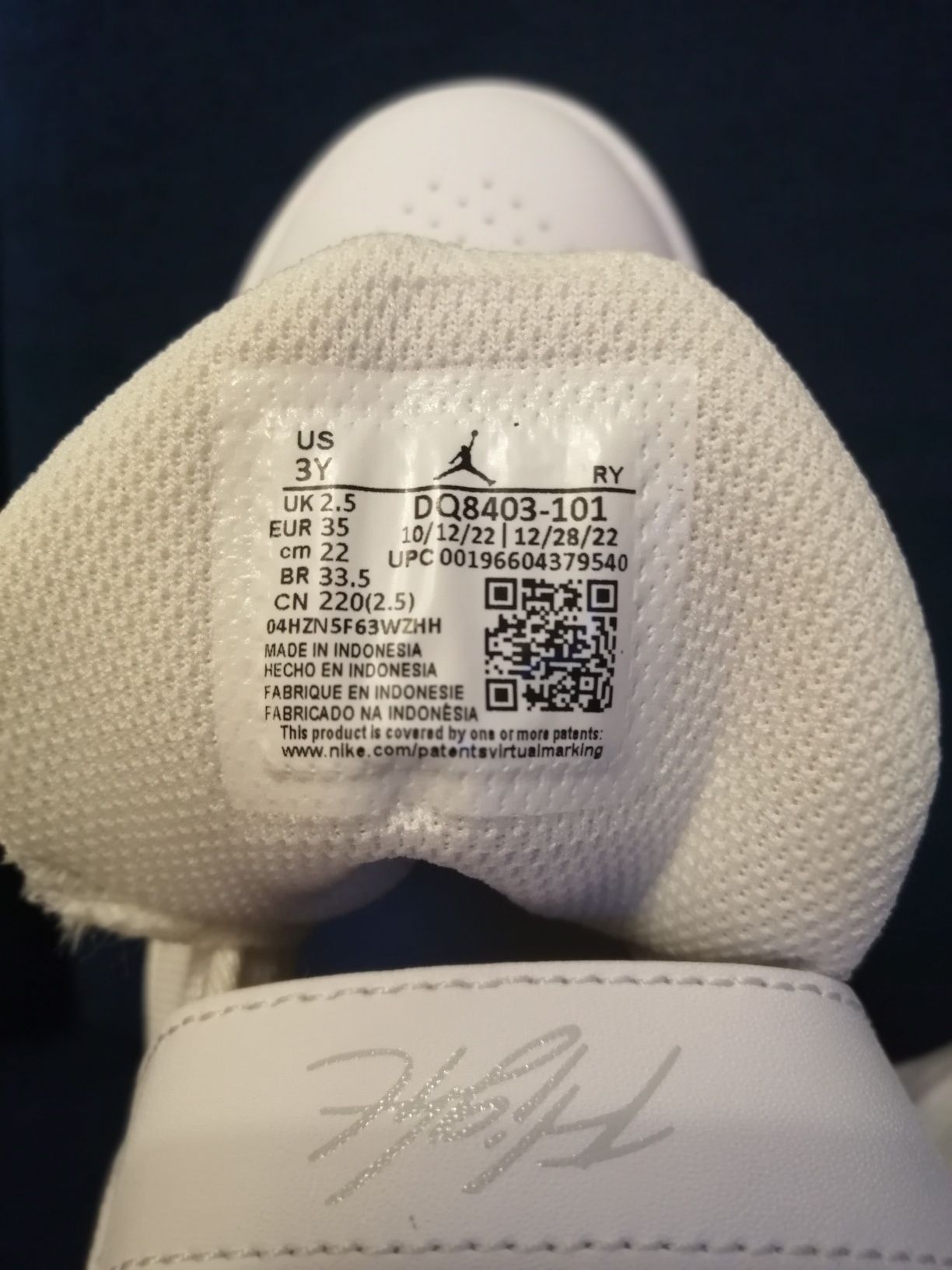 Buty Nike Jordan Flight Białe Nowe rozmiar 35