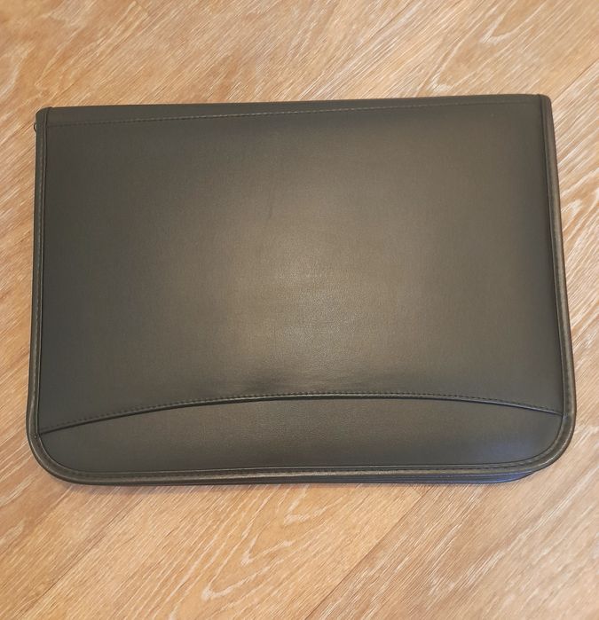 Кожаная папка для документов