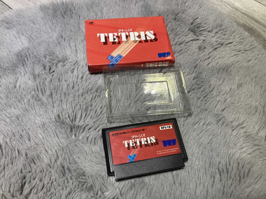 Nintendo Famicom - gra Tetris