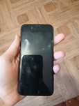 Продам Iphone 8.