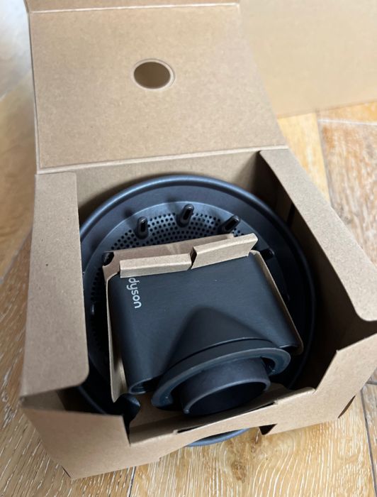 Dyson supersonic