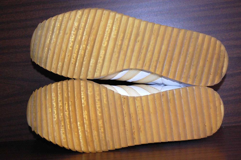 Кроссовки ADIDAS р.42-43 original VIETNAM