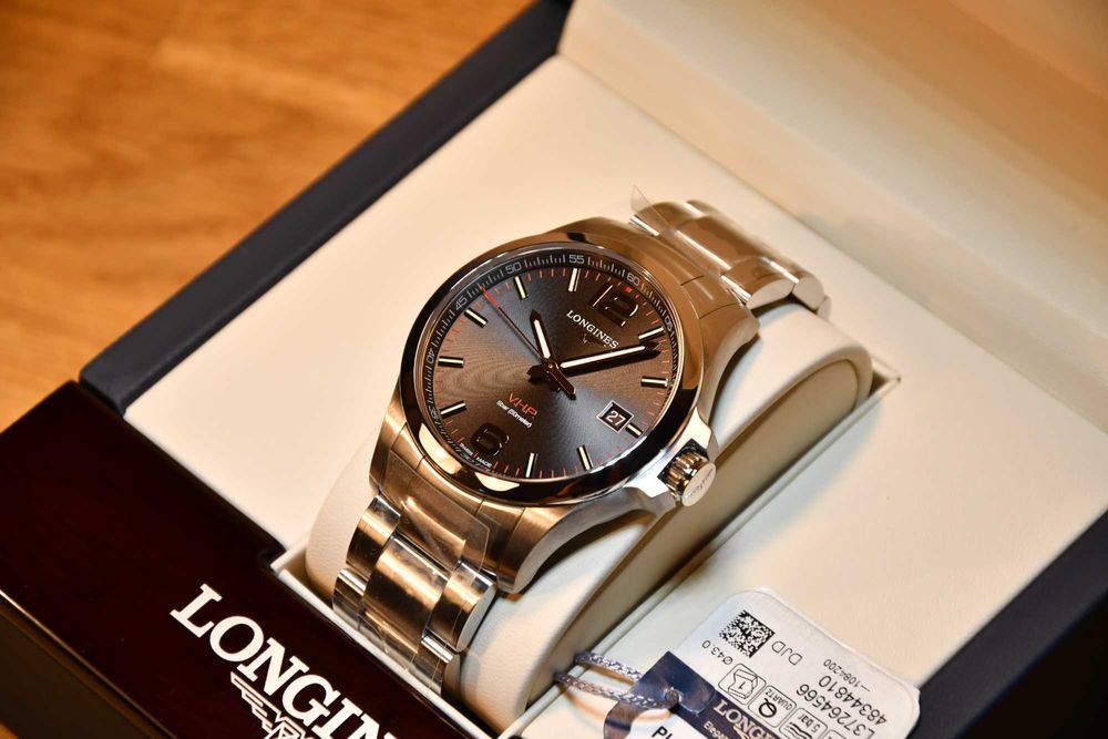 Longines Conquest V.H.P 43mm