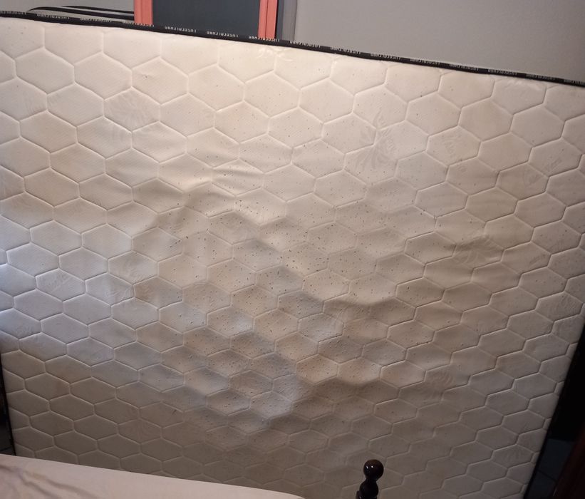 Colchão 160cm em bom estado