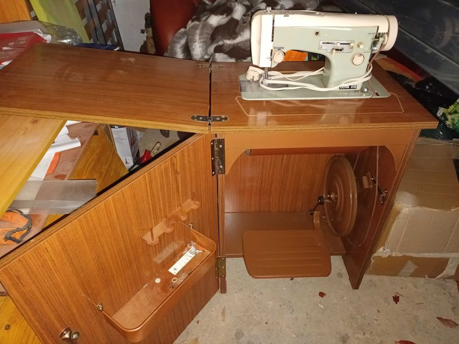 Maquinas de costura oliva e husqvarna