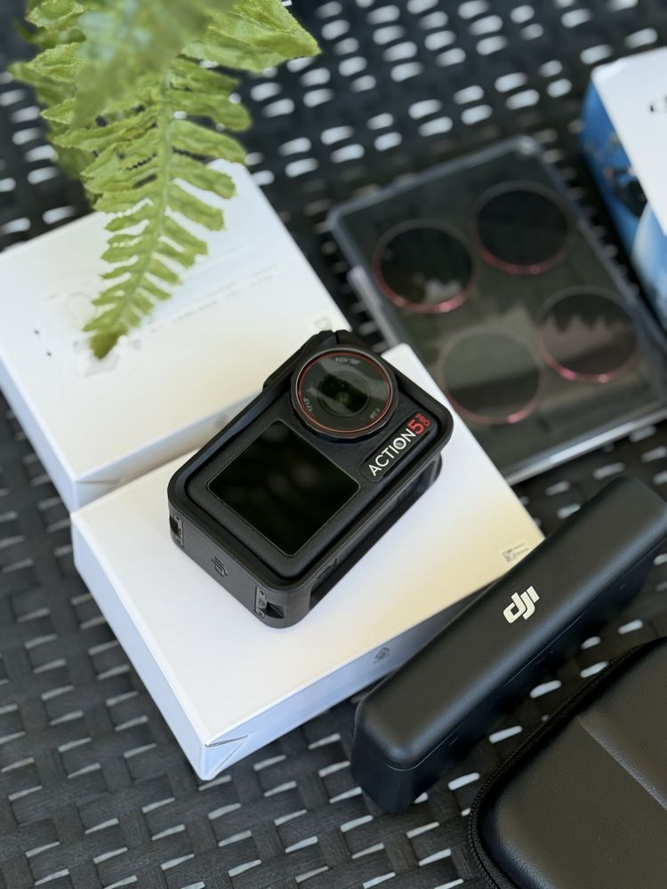 Dji Action 5 Pro Adventure Pack Como Novo