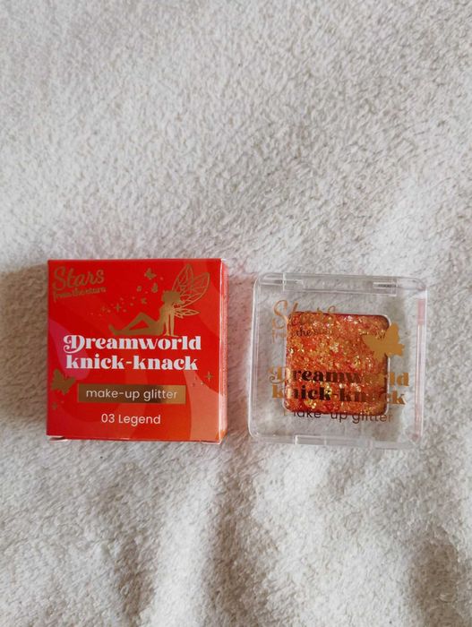 Stars from the Stars, Dreamworld knick-knack, brokat do makijażu