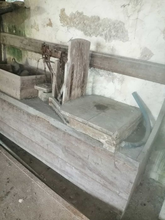 ANTIGUIDADES PARA RESTAURO