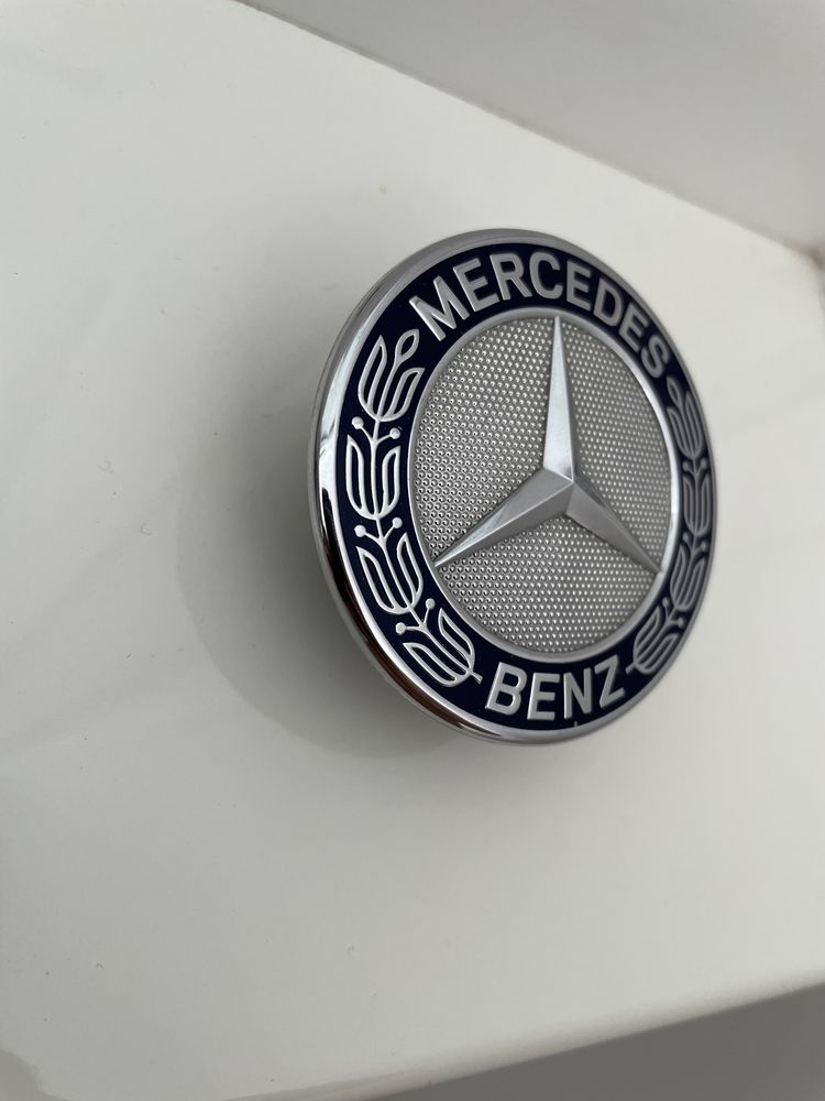 Mercedes w205 c class значок шильдик капота шильдик лого c300 4 matic