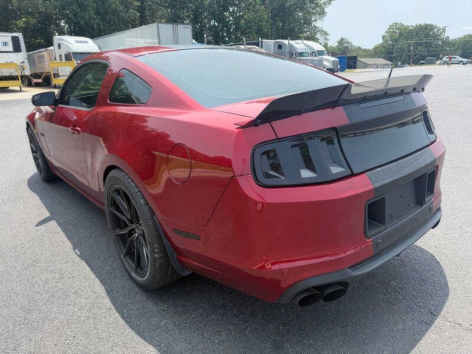 Ford Mustang GT Premium      2014