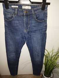 Jeansy rurki Bershka rozmiar 34/XS stan bdb