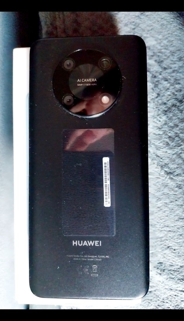 Telefon Huawei Y90