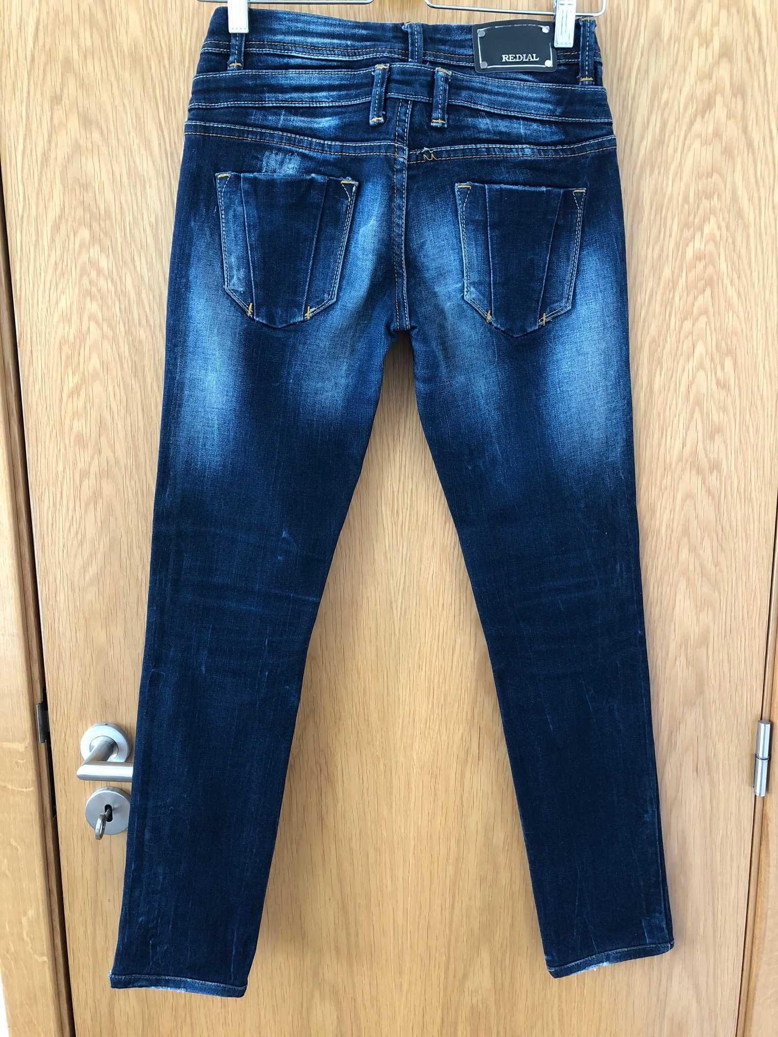 Jeans azul escuro cinta média - tamanho S (36)