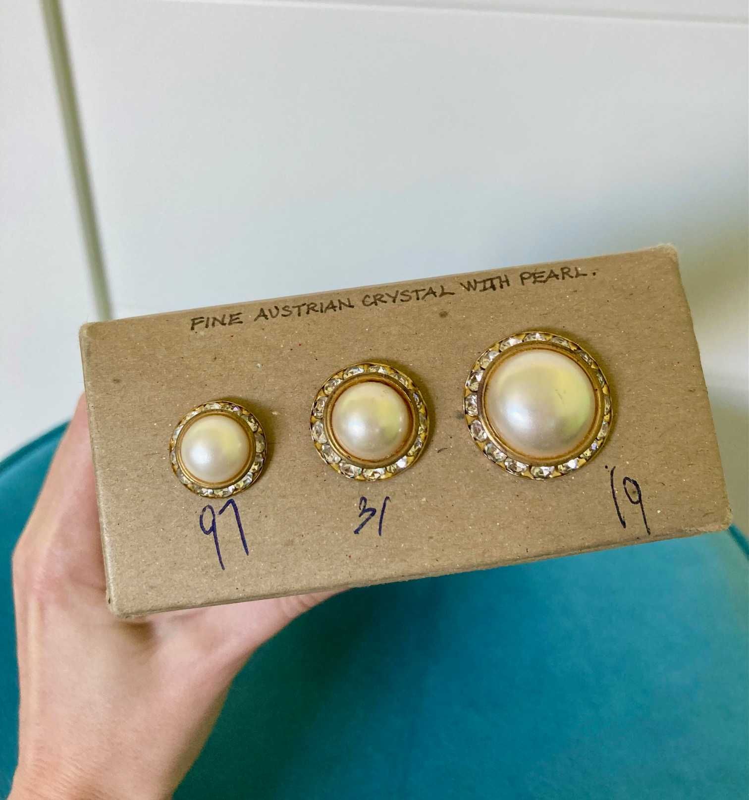 Nowe złote guziki z perłą kryształy Swarovski vintage USA