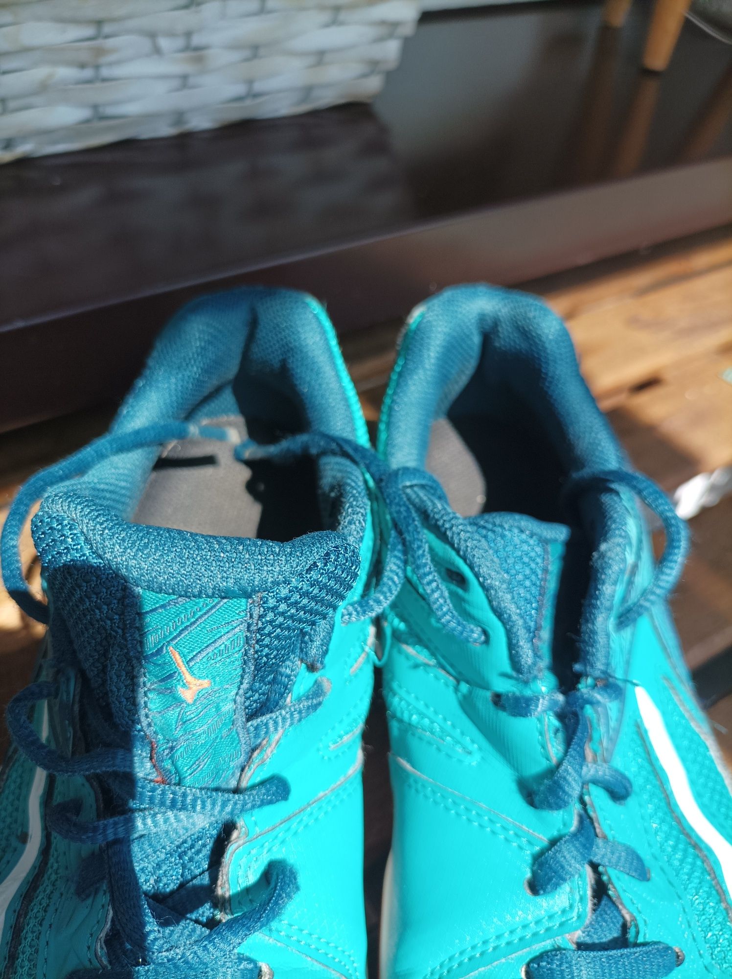 Buty do siatkówki Mizuno Lightning star z6 Jr
