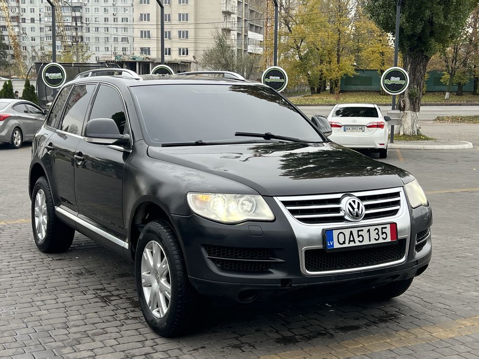 Volkswagen Touareg 2.5 дизель, рестайлинг.