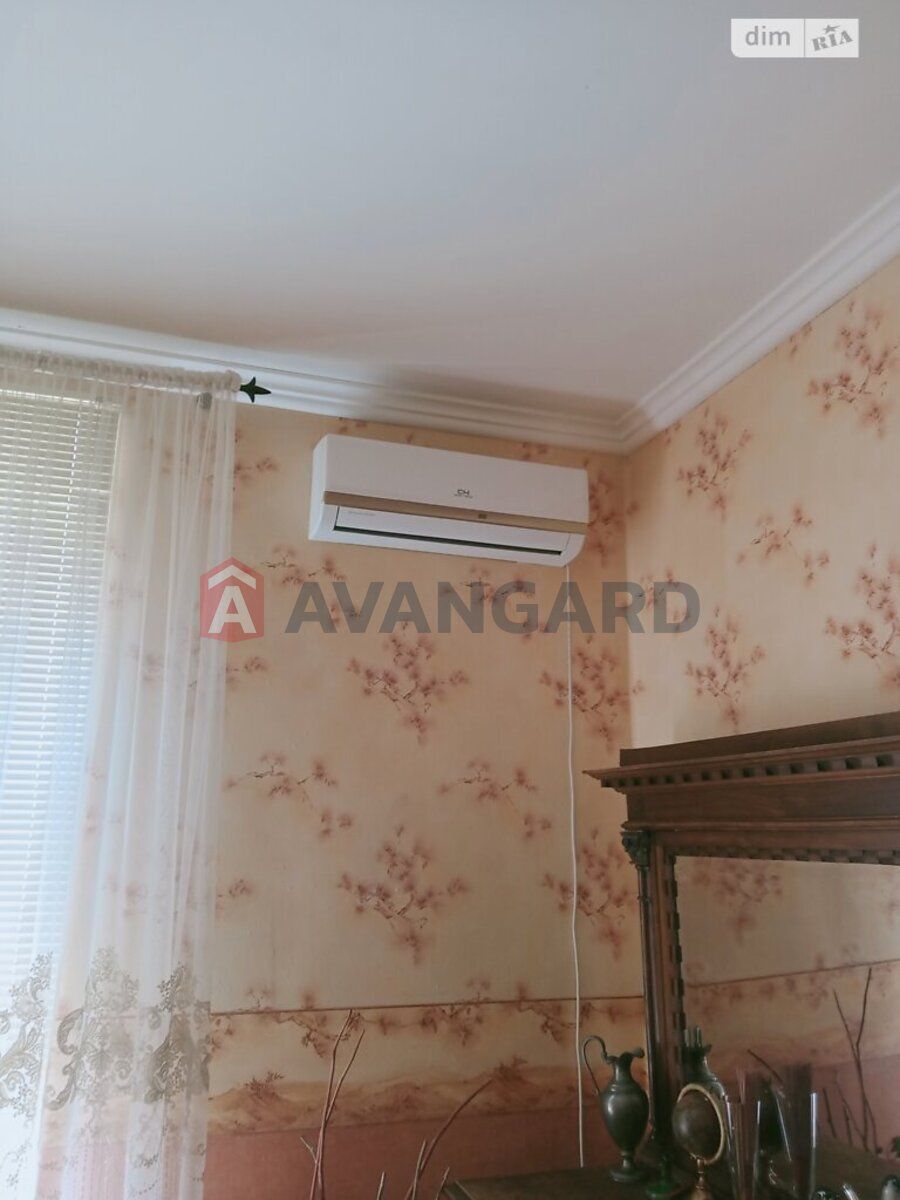 Продам 2к квартиру з якісним ремонтом в Центрі міста