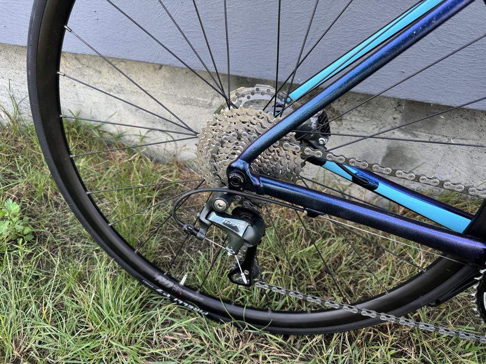 Rower szosa cannondale Caad10 Three 56 Tiagra
