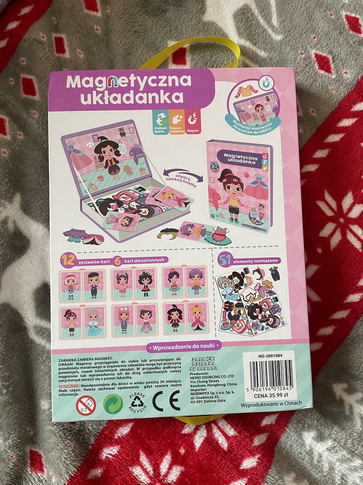 Układanka magnetyczna Puzzle Montessori 51 el. Książka edukacyjna