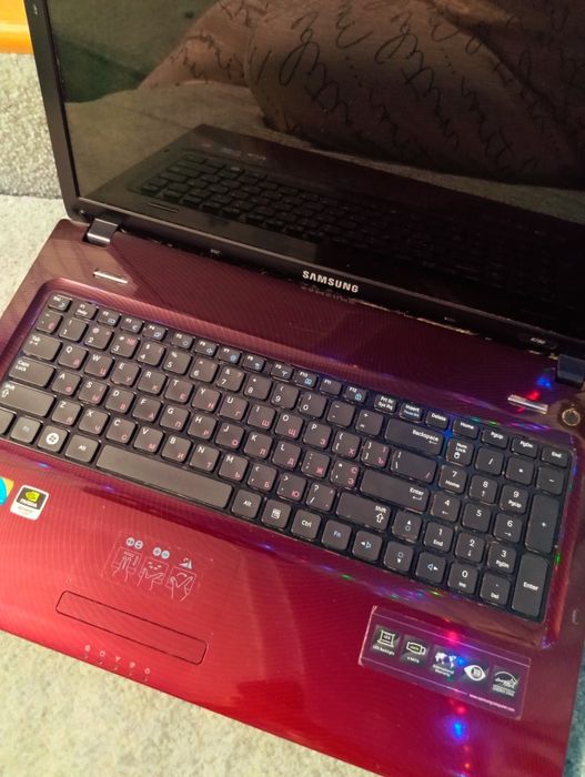Продам ноутбук Samsung в хорошем состоянии