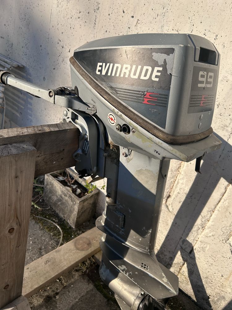 Silnik zaburtowy Evinrude 9.9