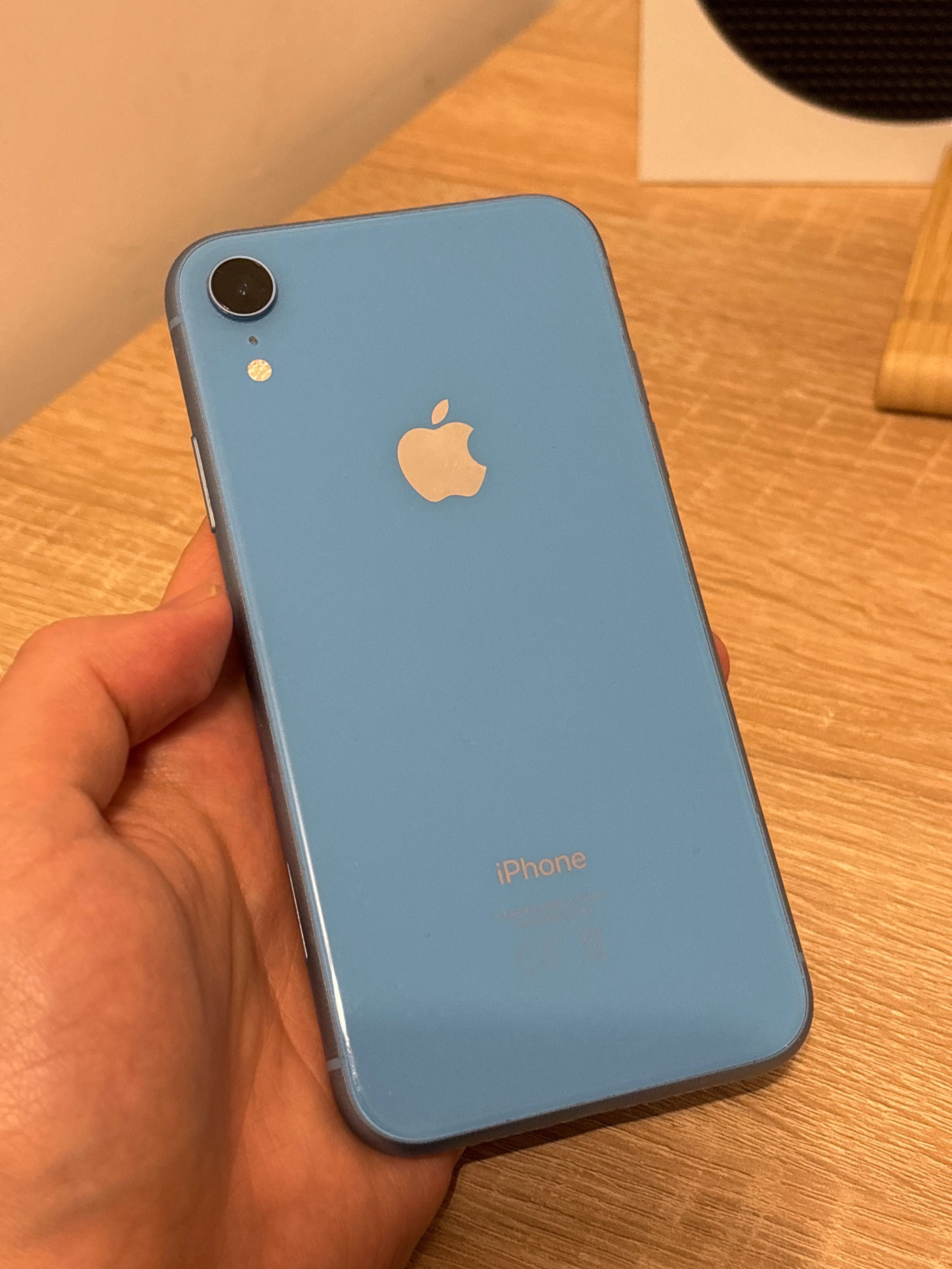 iPhone XR blue super stan