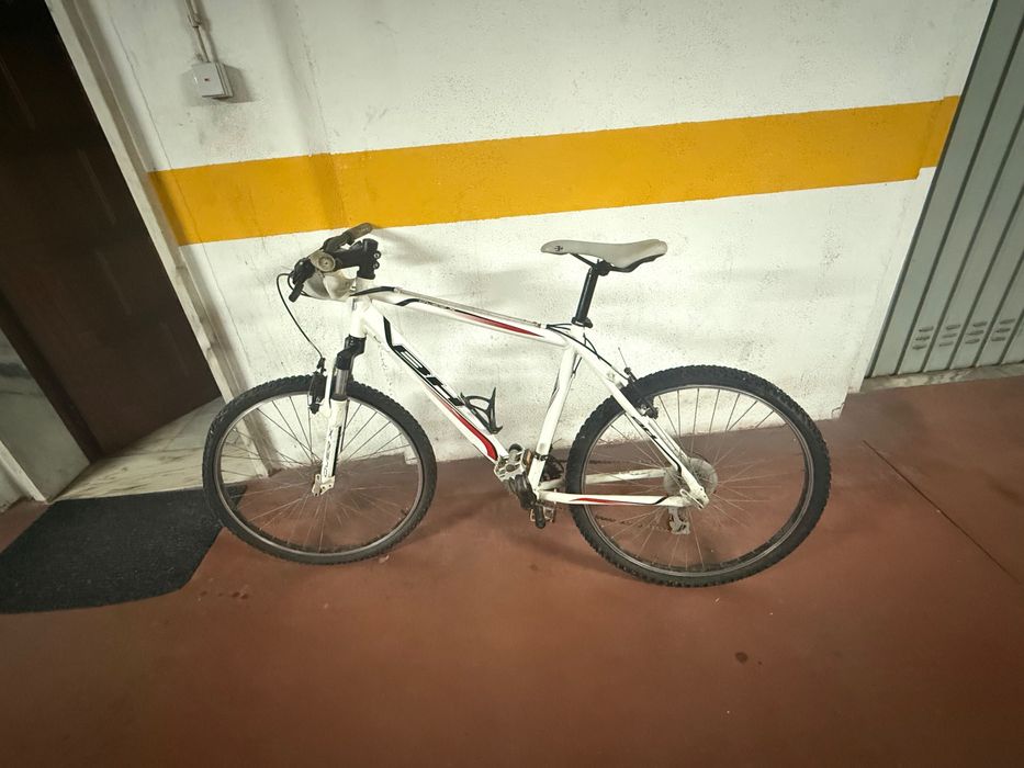 bicicleta usada.