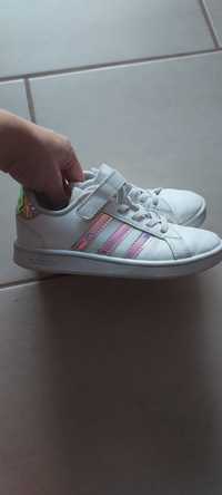 Buty sportowe adidas