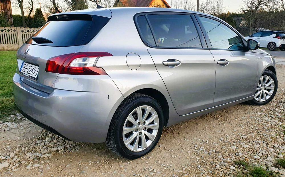Peugeot 308 1.6 Diesel 2017r PDC Stan Bardzo Dobry Niski przebieg